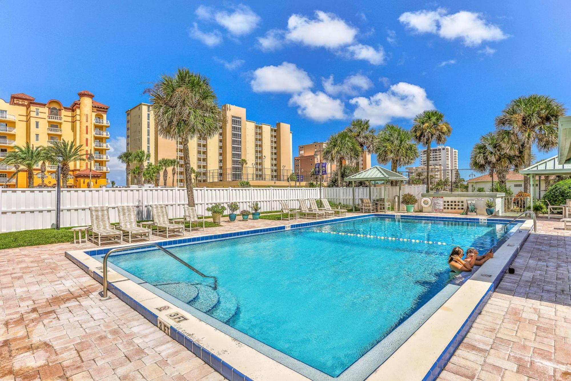 Beach Beauty Daytona Beach Shores Oda fotoğraf